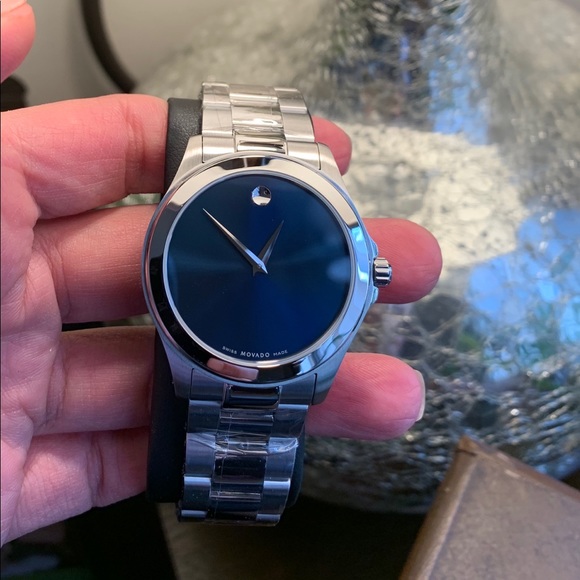 SOLD⛔️Authentic Movado junior Sport 38.5mn Stainless blue face watch - Picture 5 of 9